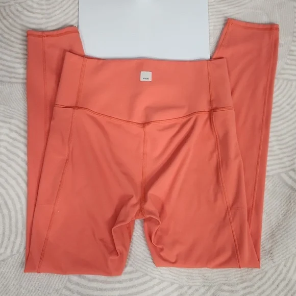 Vuori Studio Pocket Leggings - Picture 2 of 6